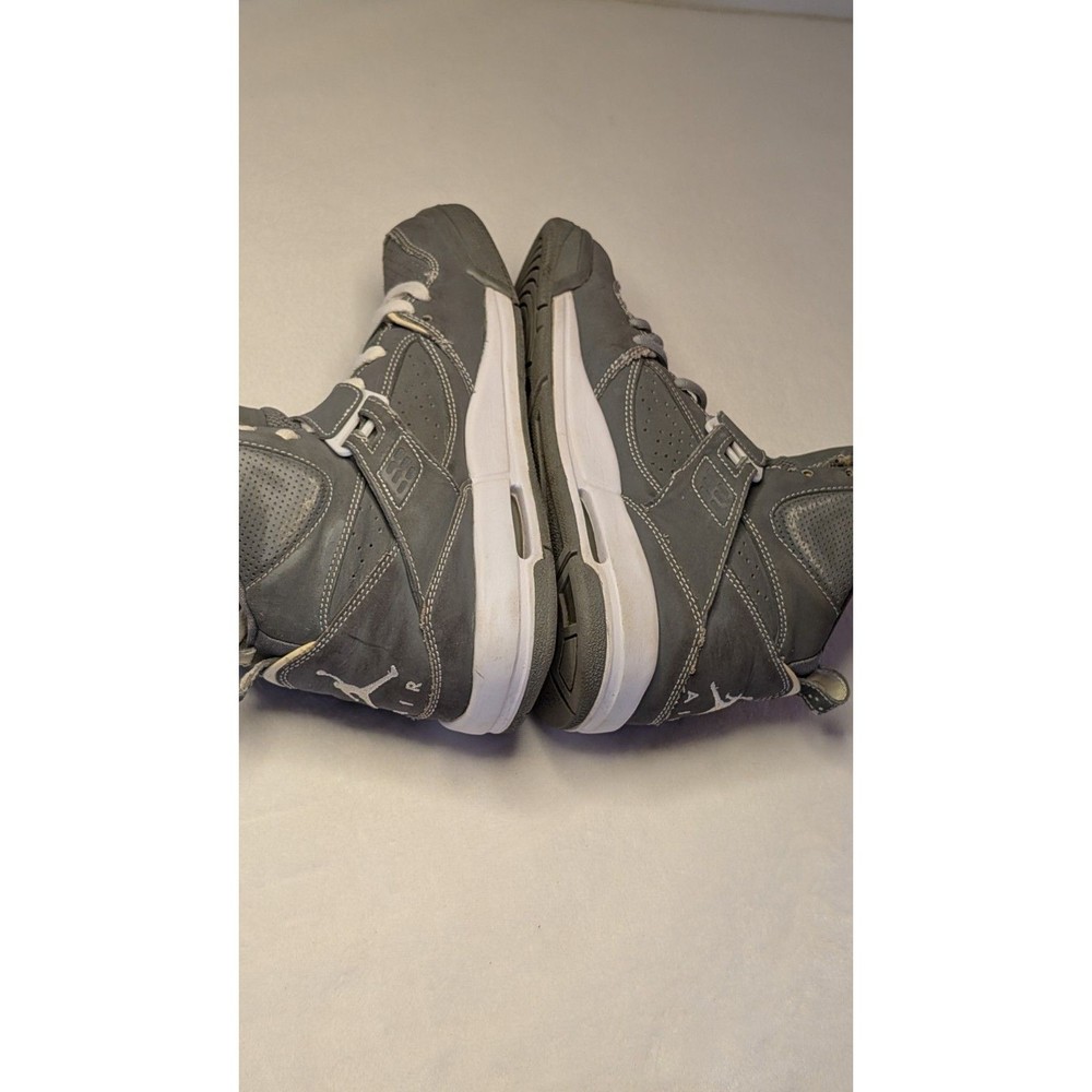 NIKE AIR JORDAN FLIGHT 45 HIGH MAX COOL GREY-WHITE SZ 4.5 (YTH) RARE! 524865-014